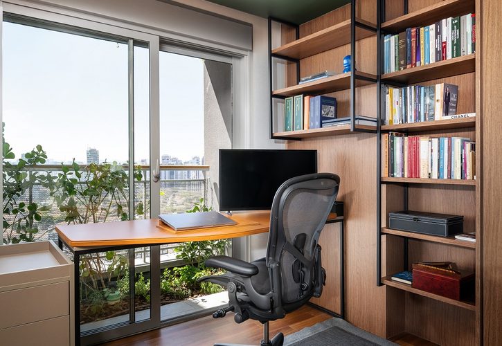 Home Office Integrado: Como Criar um Espaço de Trabalho Sem Comprometer a Estética da Casa