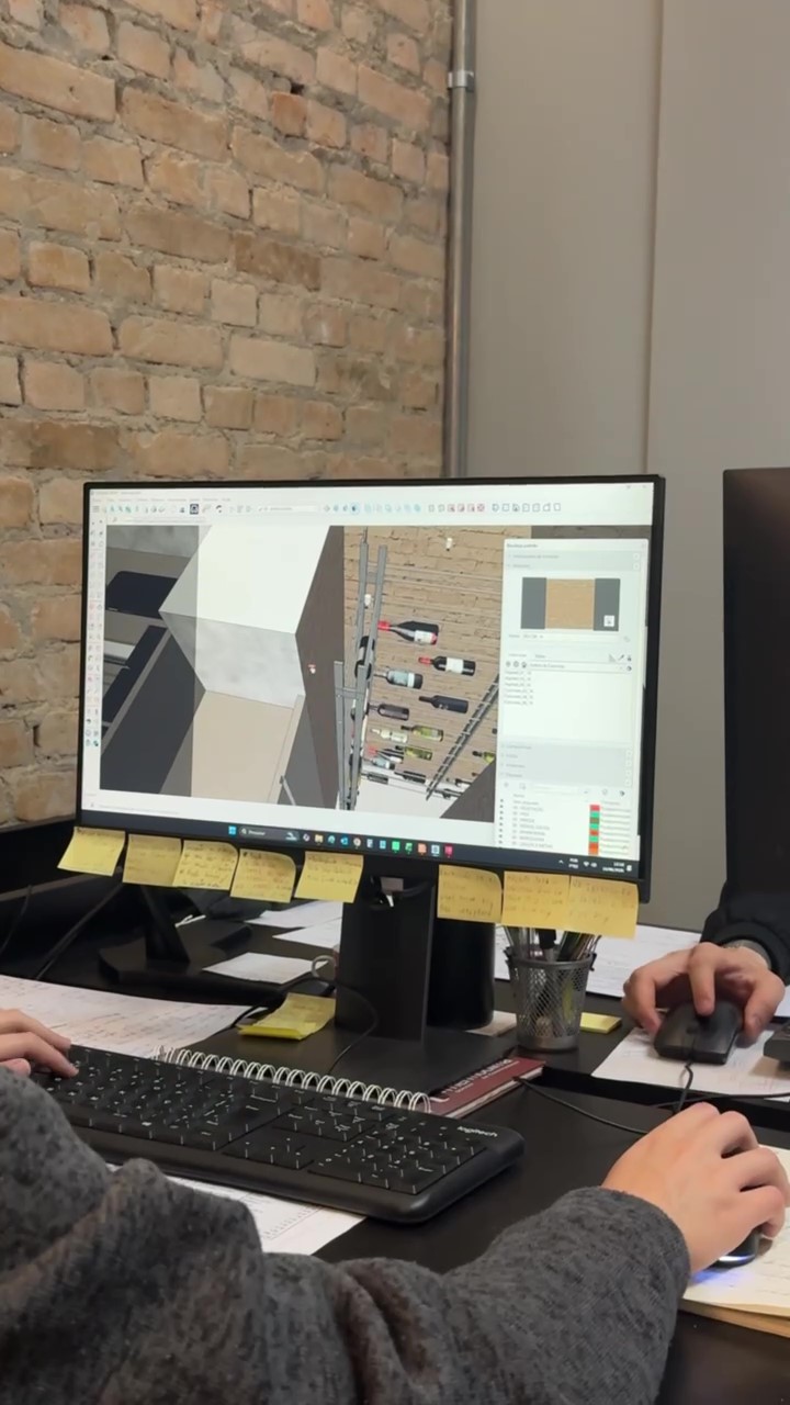 Arquiteto desenvolvendo projeto em modelagem 3D - processo de criação IN.TETTO
